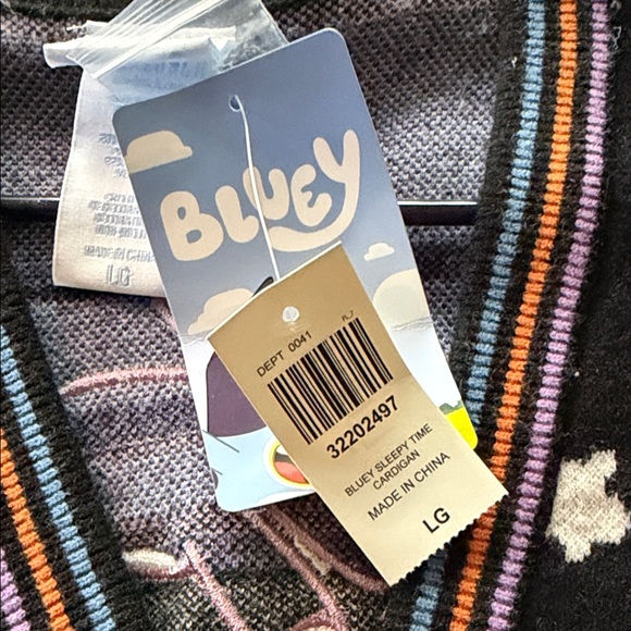 Box Lunch Bluey Cardigan - Picture 6 of 11